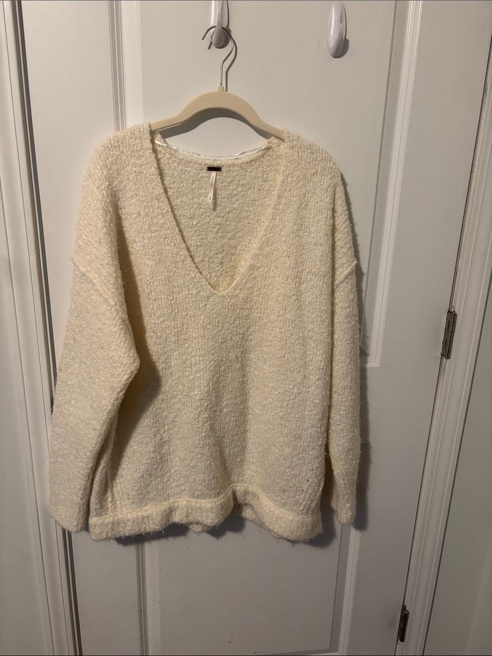 Free People Cream Bouclé V-Neck Pullover Sweater